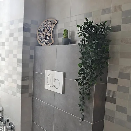 Annmarie House, Vaticano - Cipro Apartman