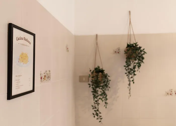 Annmarie House, Vaticano - Cipro * Řím